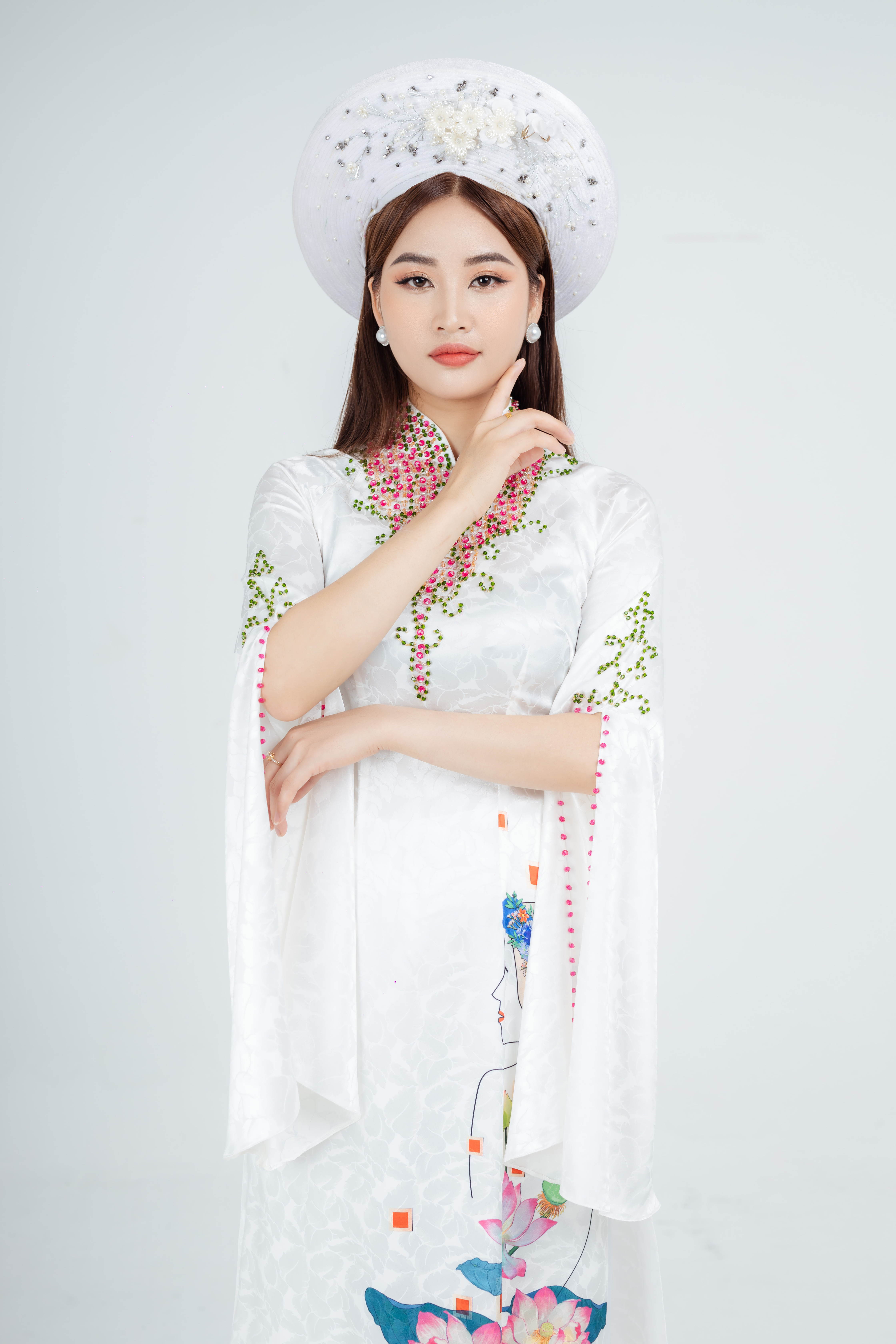 /UserFiles/miss/miss2022/19 -LeThiGiang - C12/Untitled Capture0036.jpg